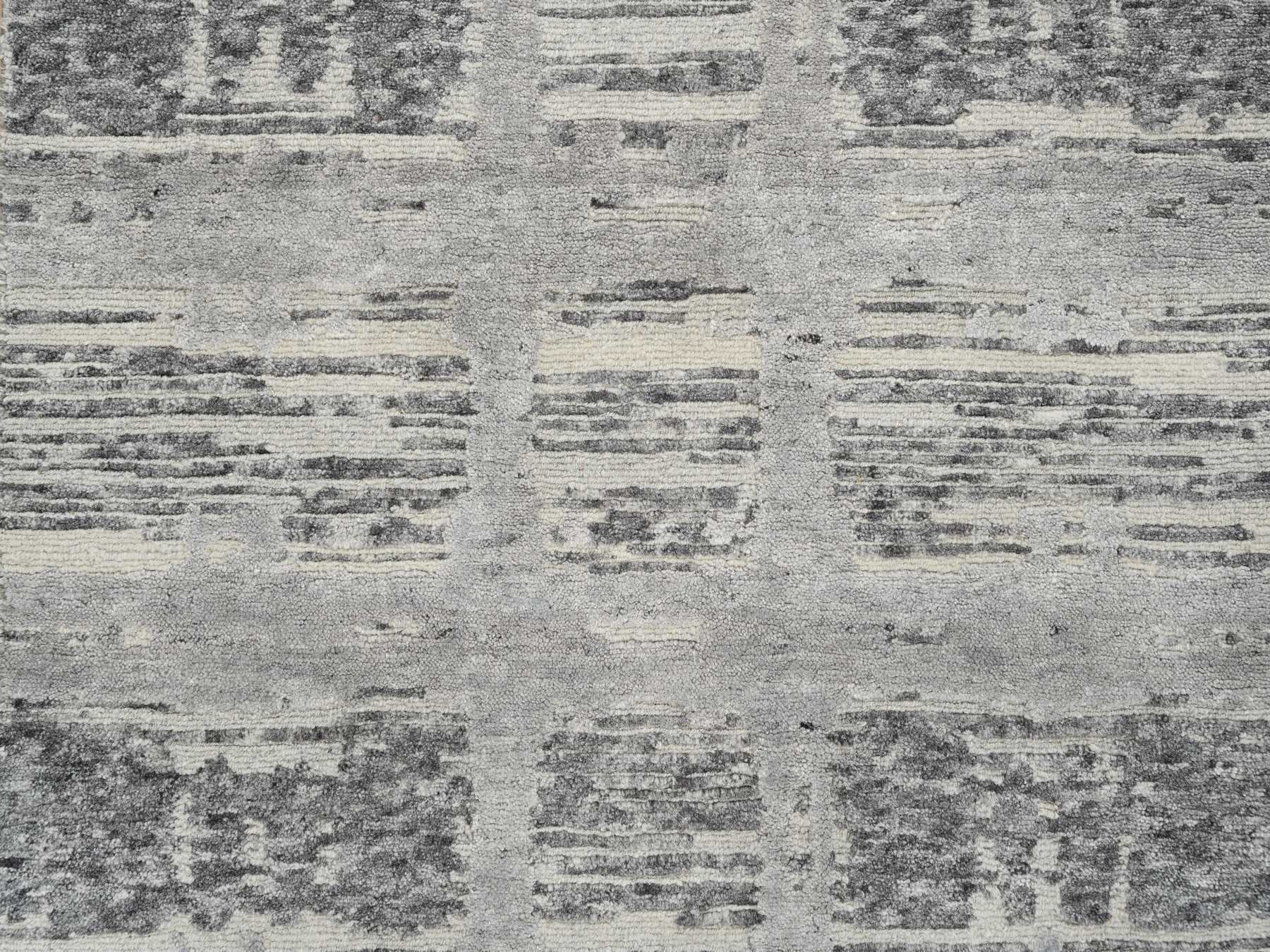 Modern / Contemporary hand-knotted wool runner in Gray, 2'6" x 10' — SKU O065166 (view 5)