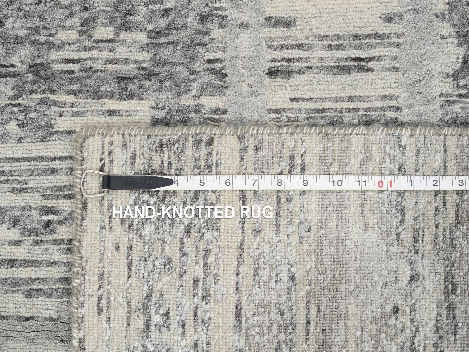 Modern / Contemporary hand-knotted wool runner in Gray, 2'6" x 10' — SKU O065166 (view 8)
