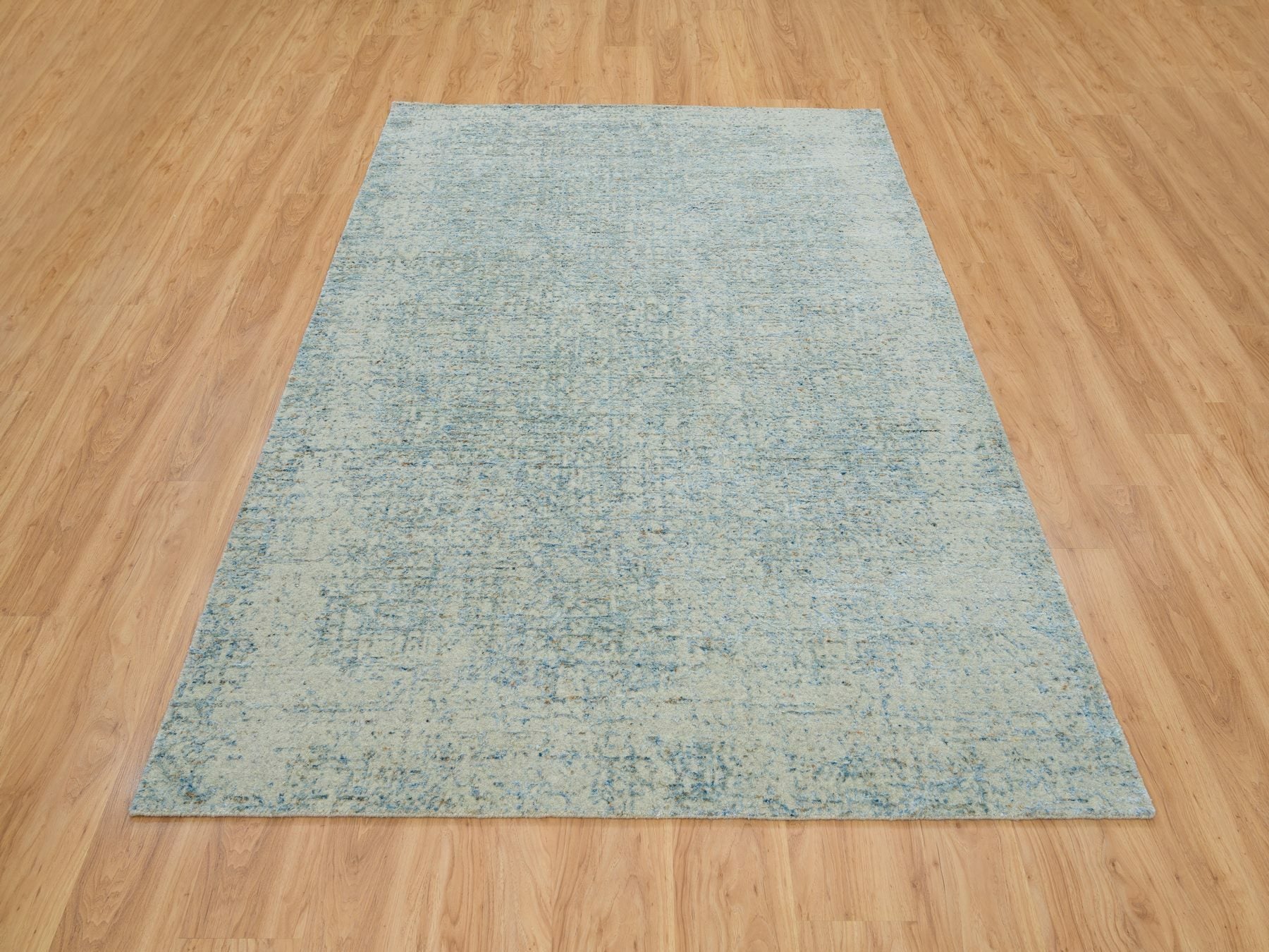 Modern / Contemporary hand-knotted wool/silk rug in Gray, 5'10" x 9' — SKU O065196 (view 2)