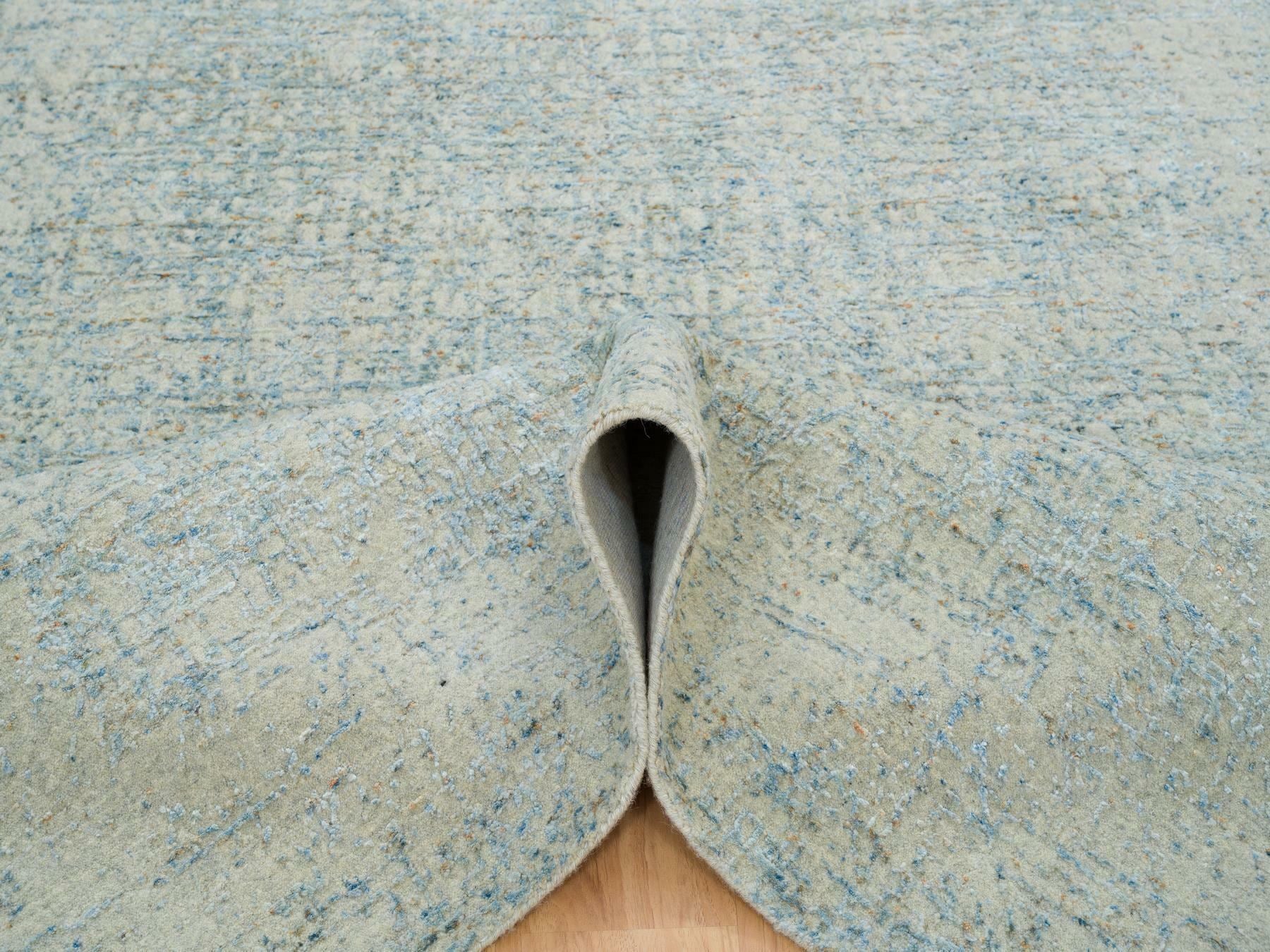 Modern / Contemporary hand-knotted wool/silk rug in Gray, 5'10" x 9' — SKU O065196 (view 5)