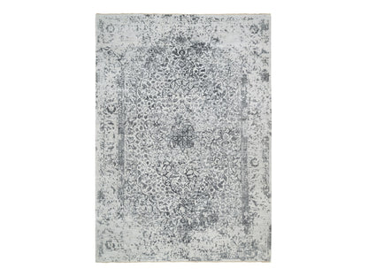 Transitional hand-knotted wool/silk rug in Gray, 9'10" x 14' — SKU O065206