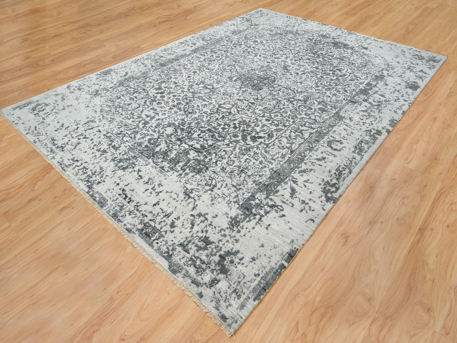 Transitional hand-knotted wool/silk rug in Gray, 9'10" x 14' — SKU O065206 (view 3)