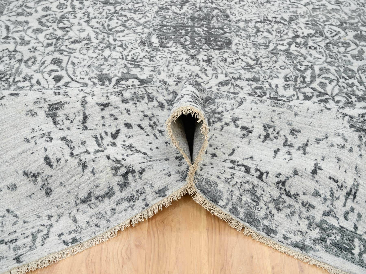 Transitional hand-knotted wool/silk rug in Gray, 9'10" x 14' — SKU O065206 (view 5)