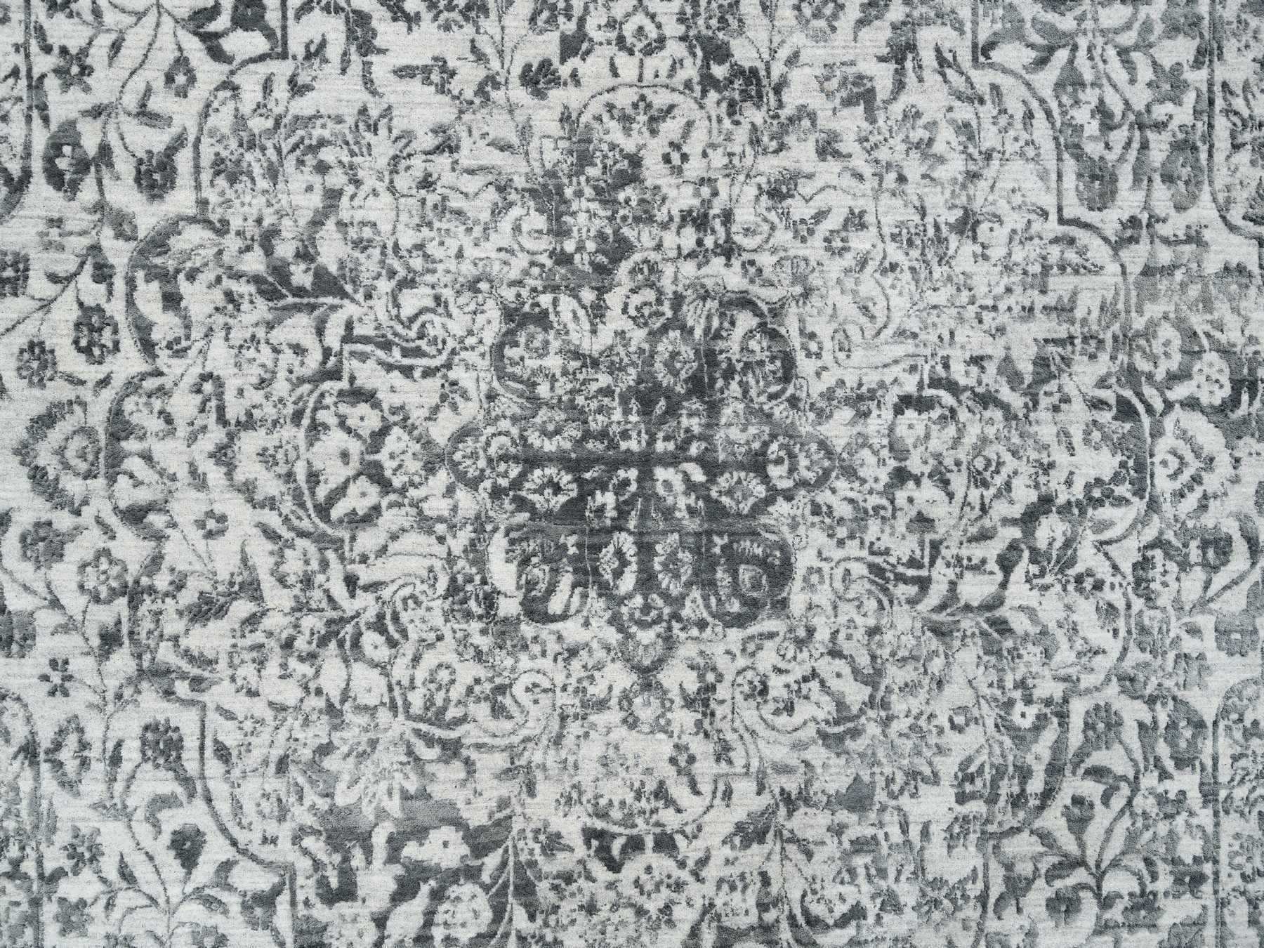 Transitional hand-knotted wool/silk rug in Gray, 9'10" x 14' — SKU O065206 (view 8)