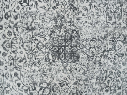 Transitional hand-knotted wool/silk rug in Gray, 9'10" x 14' — SKU O065206 (view 8)