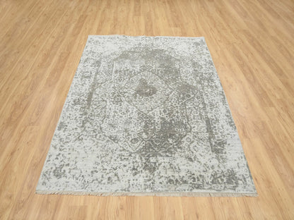 Transitional hand-knotted wool/silk rug in Gray, 5'1" x 7' — SKU O065209 (view 2)