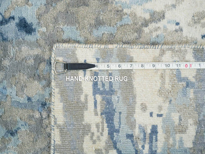 Blue 2'7" x 8'1" Modern and Contemporary Hand knotted Wool/Silk Rug - Sku: O065216