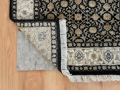 Black 2'5" x 4'7" Fine Oriental Hand knotted Wool Rug - Sku: O065310