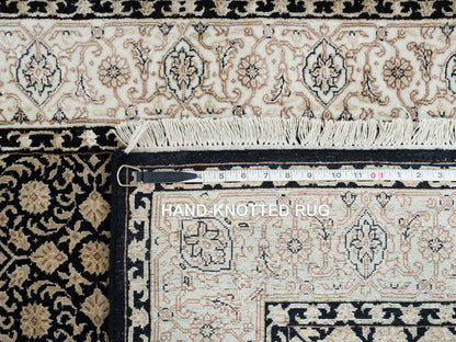 Black 3'1" x 5'5" Fine Oriental Hand knotted Wool Rug - Sku: O065312