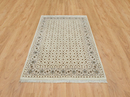 Herati Fine Oriental hand-knotted wool runner in Ivory, 4'7" x 6'8" — SKU O065347 (view 2)
