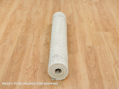 Herati Fine Oriental hand-knotted wool runner in Ivory, 4'7" x 6'8" — SKU O065347 (view 6)