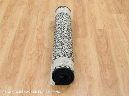 Black 4'1" x 6'0" Fine Oriental Hand knotted Wool Rug - Sku: O065348