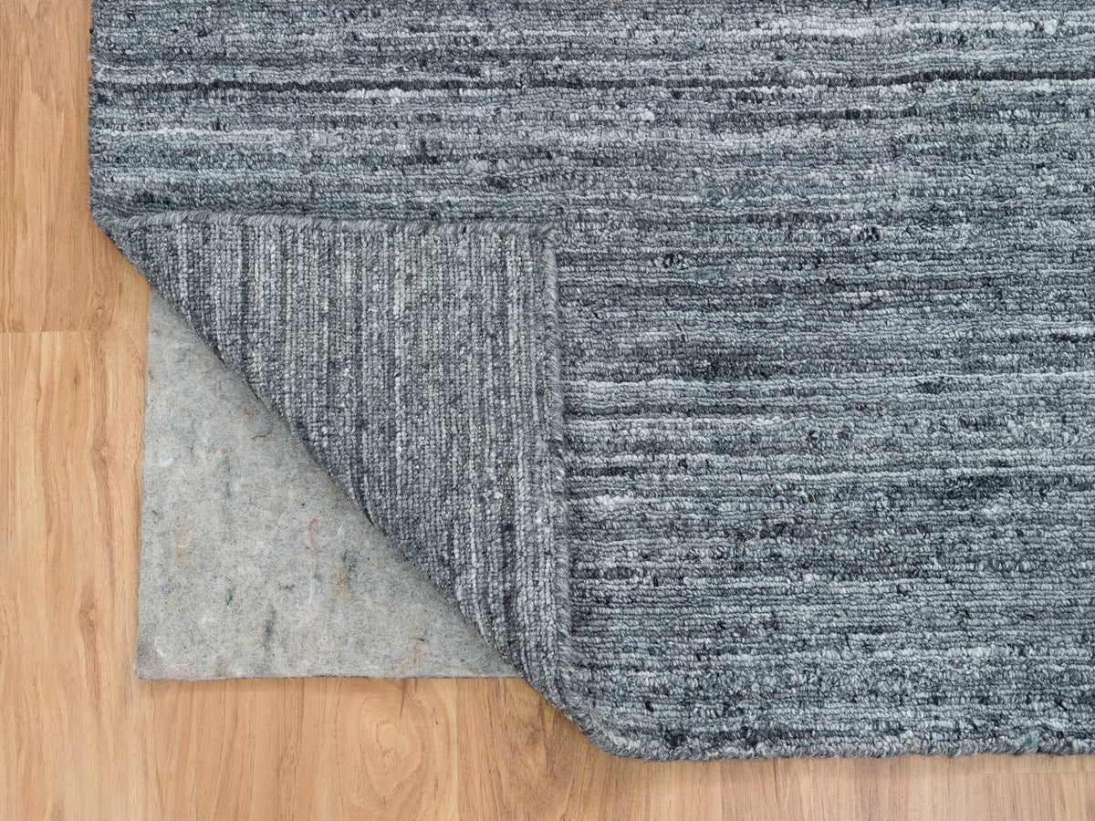 Modern / Contemporary hand-knotted wool rug in Gray, 8' x 8'1" — SKU O065416 (view 4)