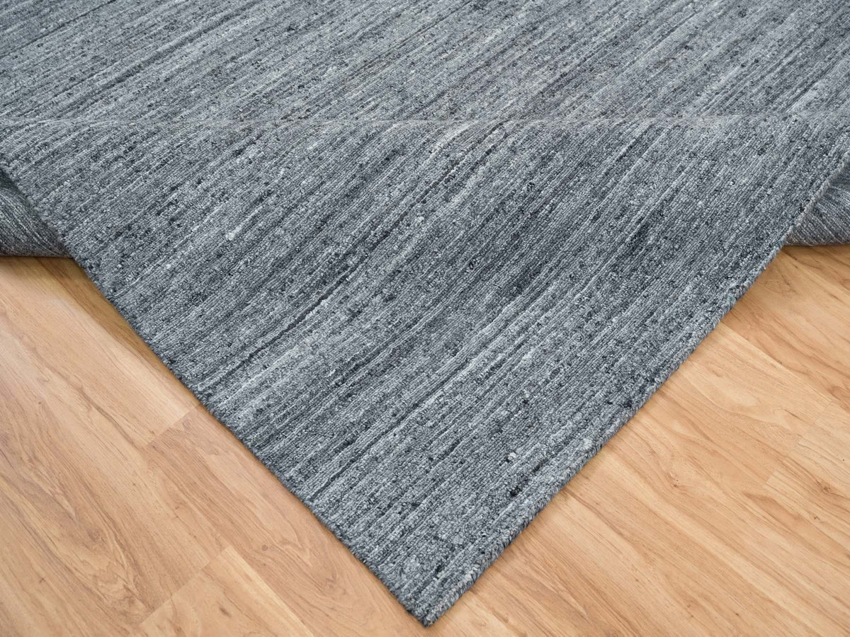 Modern / Contemporary hand-knotted wool rug in Gray, 8' x 8'1" — SKU O065416 (view 6)