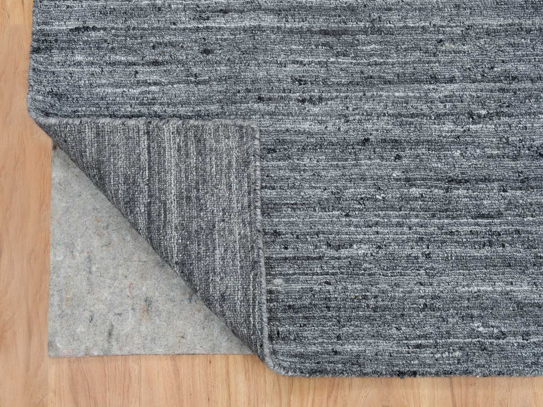 Modern / Contemporary hand-knotted wool rug in Gray, 10'3" x 14' — SKU O065421 (view 4)