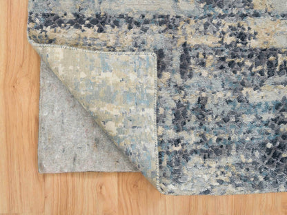 Blue 2'6" x 7'9" Modern and Contemporary Hand knotted Wool/Silk Rug - Sku: O065450