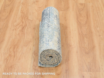 Blue 2'6" x 7'9" Modern and Contemporary Hand knotted Wool/Silk Rug - Sku: O065450