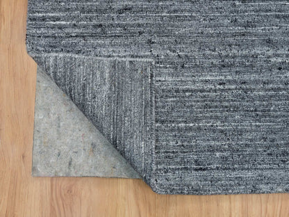 Modern / Contemporary hand-knotted wool rug in Gray, 12'1" x 15'1" — SKU O065454 (view 4)