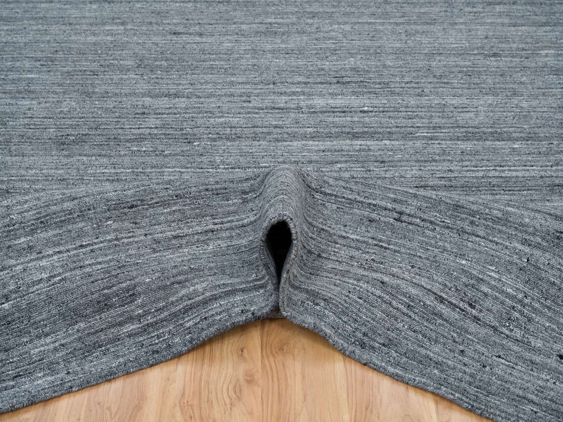 Modern / Contemporary hand-knotted wool rug in Gray, 12'1" x 15'1" — SKU O065454 (view 5)