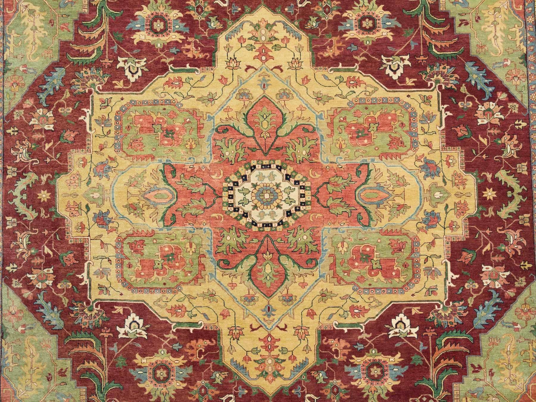 Heriz Heriz hand-knotted wool rug in Red & Ivory, 12' x 18'2" — SKU O065502 (view 8)