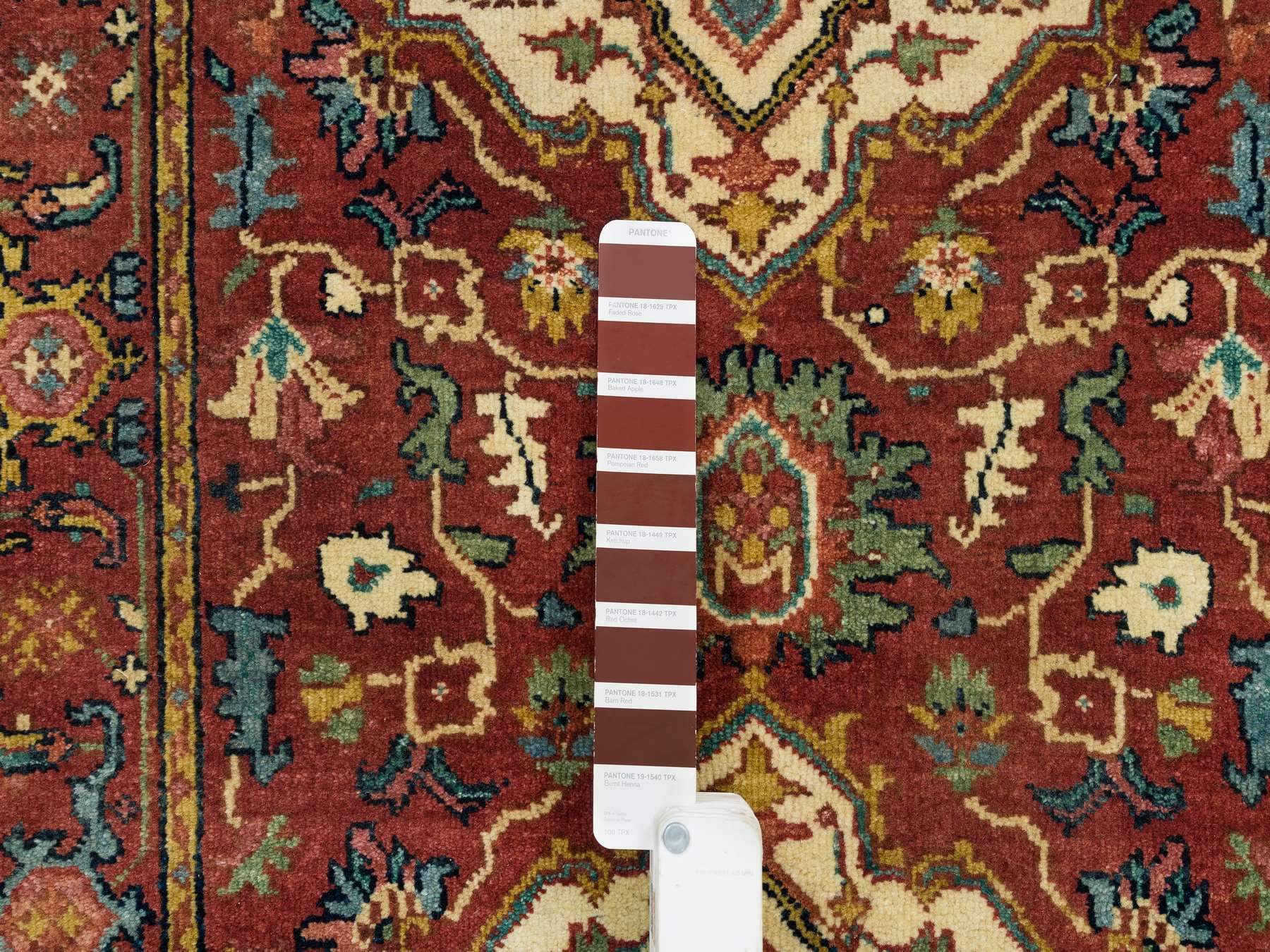 Heriz Heriz hand-knotted wool runner in Red, 2'7" x 10' — SKU O065503 (view 4)