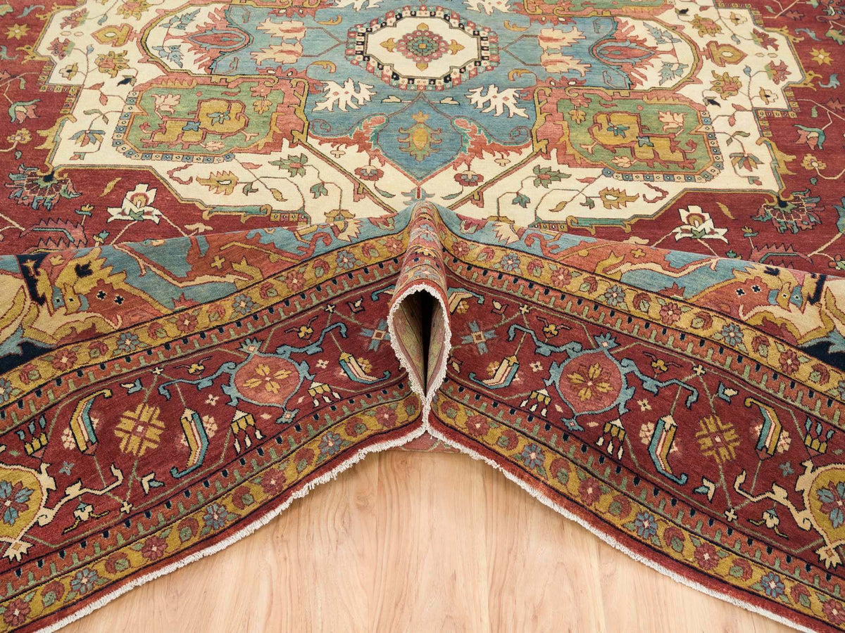 Heriz Heriz hand-knotted wool rug in Red, 12' x 15'2" — SKU O065509 (view 5)
