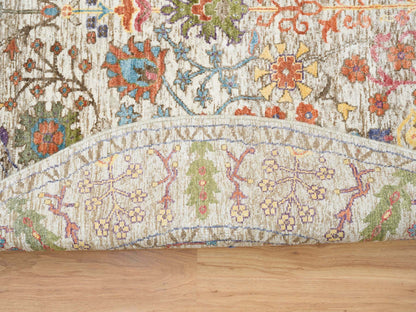 Beige 5'4" x 5'4" Transitional Hand knotted Wool/Silk Rug - Sku: O065548