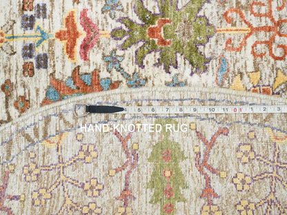 Beige 5'4" x 5'4" Transitional Hand knotted Wool/Silk Rug - Sku: O065548