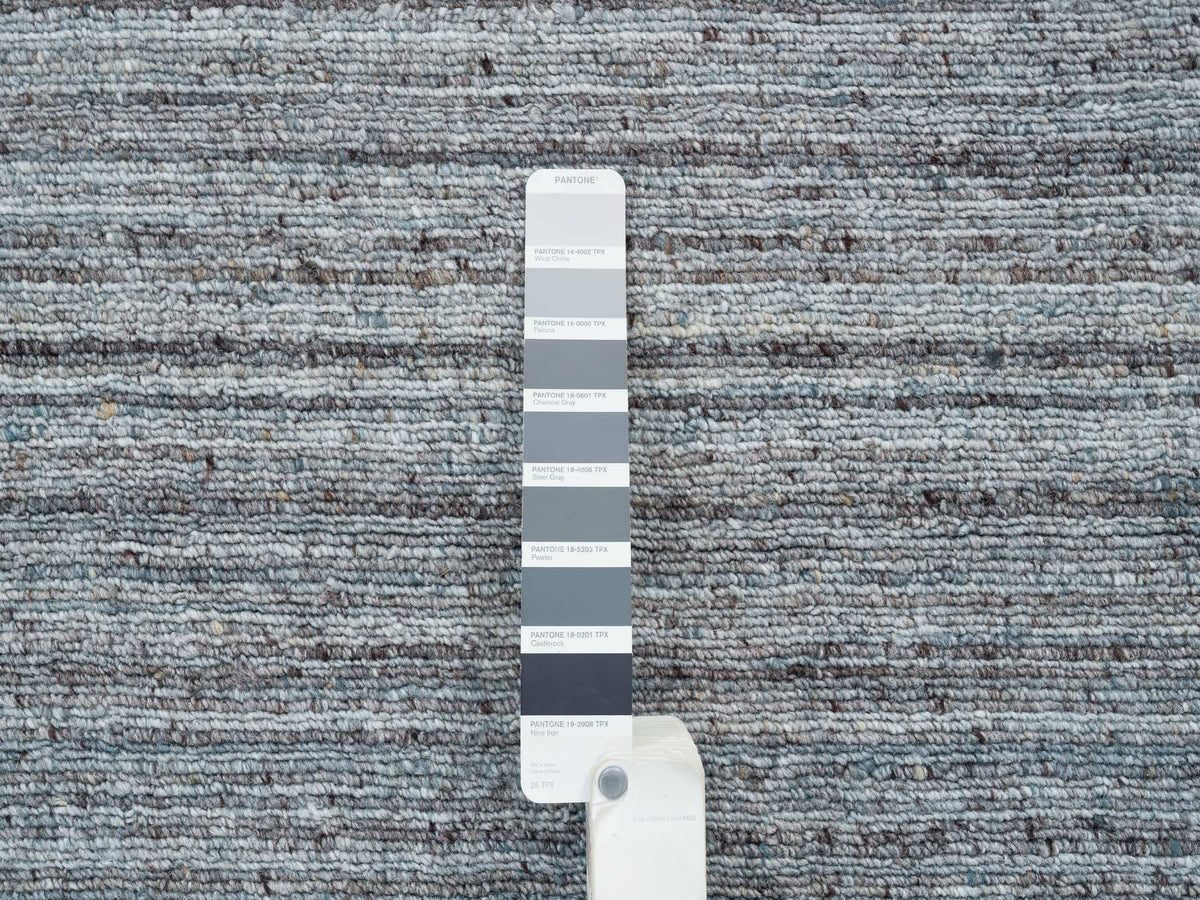 Modern / Contemporary hand-knotted wool rug in Gray, 8' x 8' — SKU O065552 (view 7)