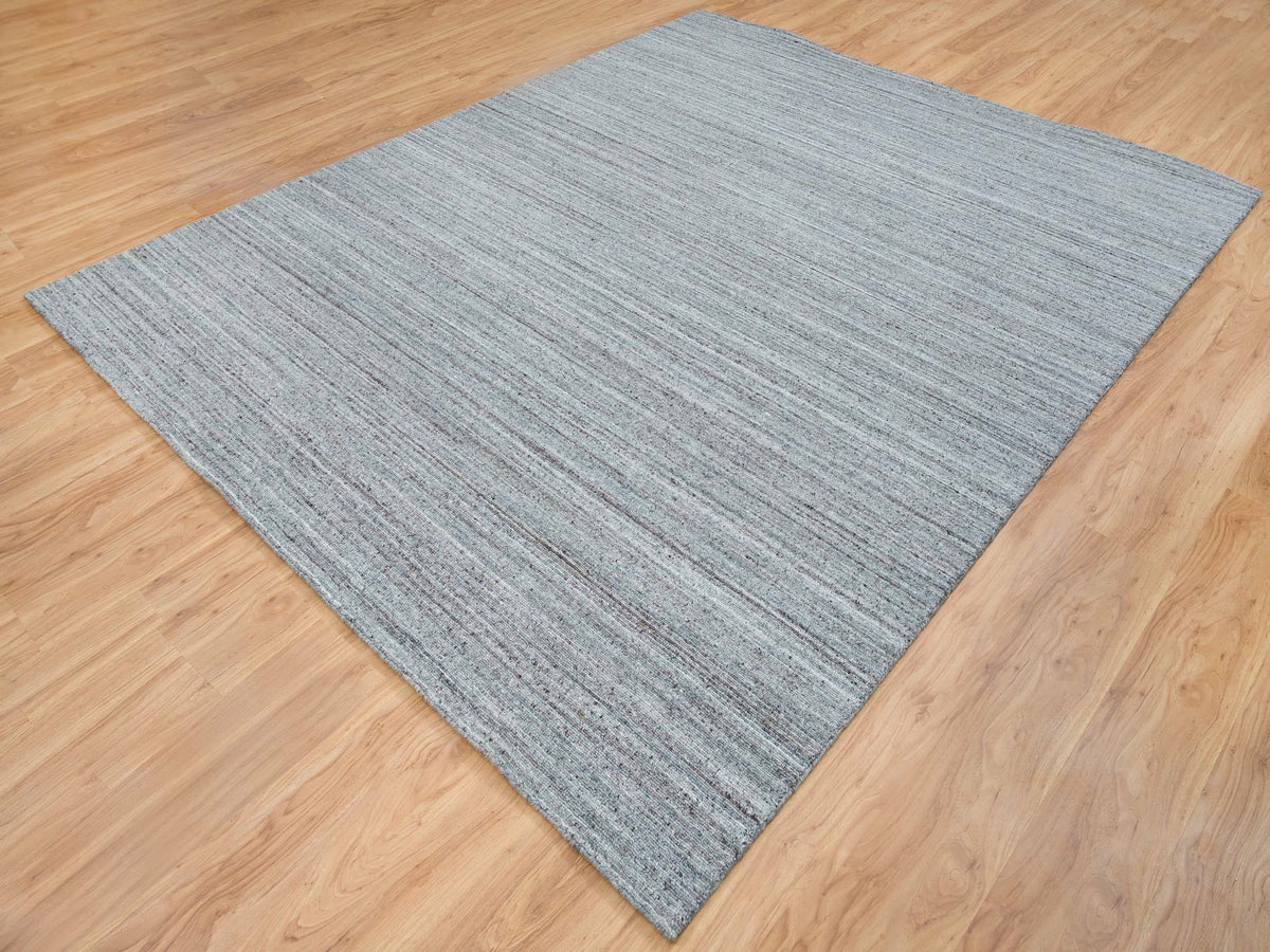 Modern / Contemporary hand-knotted wool rug in Gray, 8'1" x 10' — SKU O065555 (view 3)