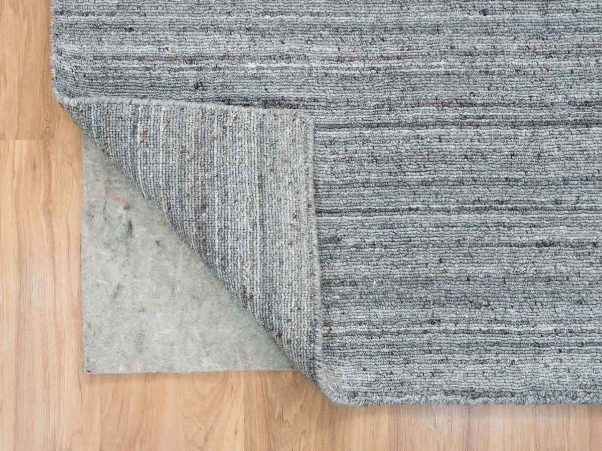 Modern / Contemporary hand-knotted wool rug in Gray, 8'1" x 8'1" — SKU O065561 (view 4)