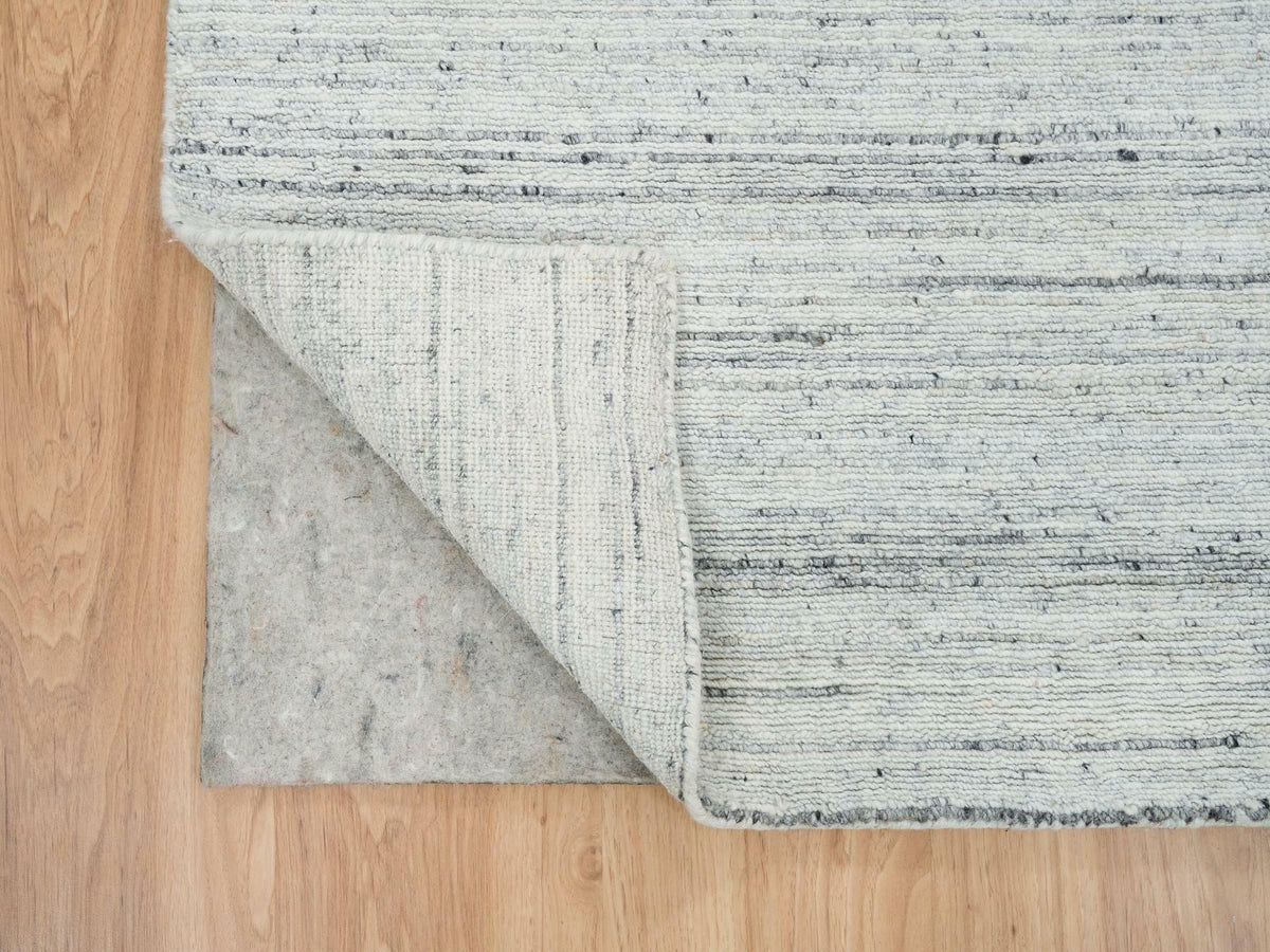Modern / Contemporary hand-knotted wool runner in Ivory, 2'5" x 15'9" — SKU O065571 (view 3)
