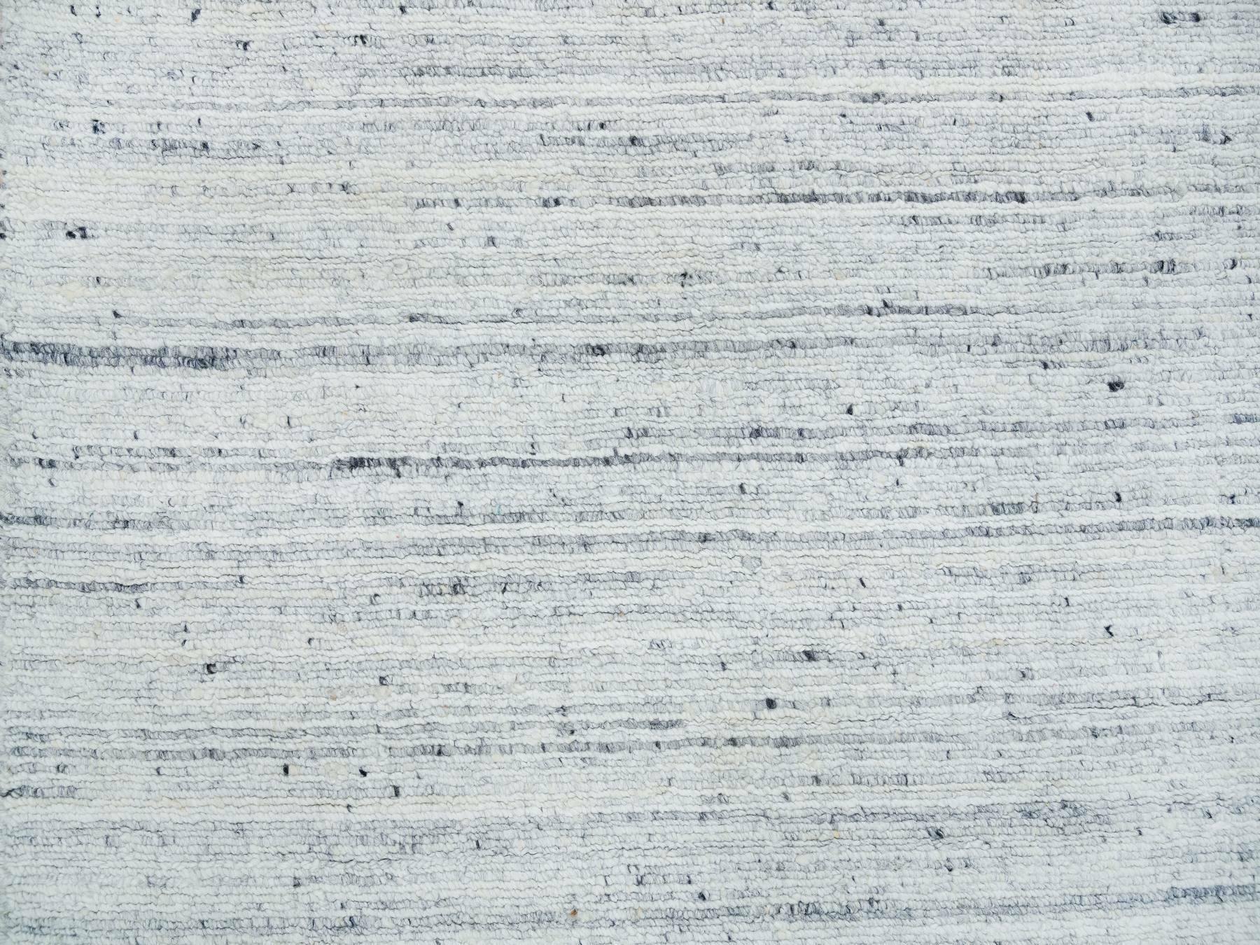Modern / Contemporary hand-knotted wool runner in Ivory, 2'5" x 15'9" — SKU O065571 (view 5)
