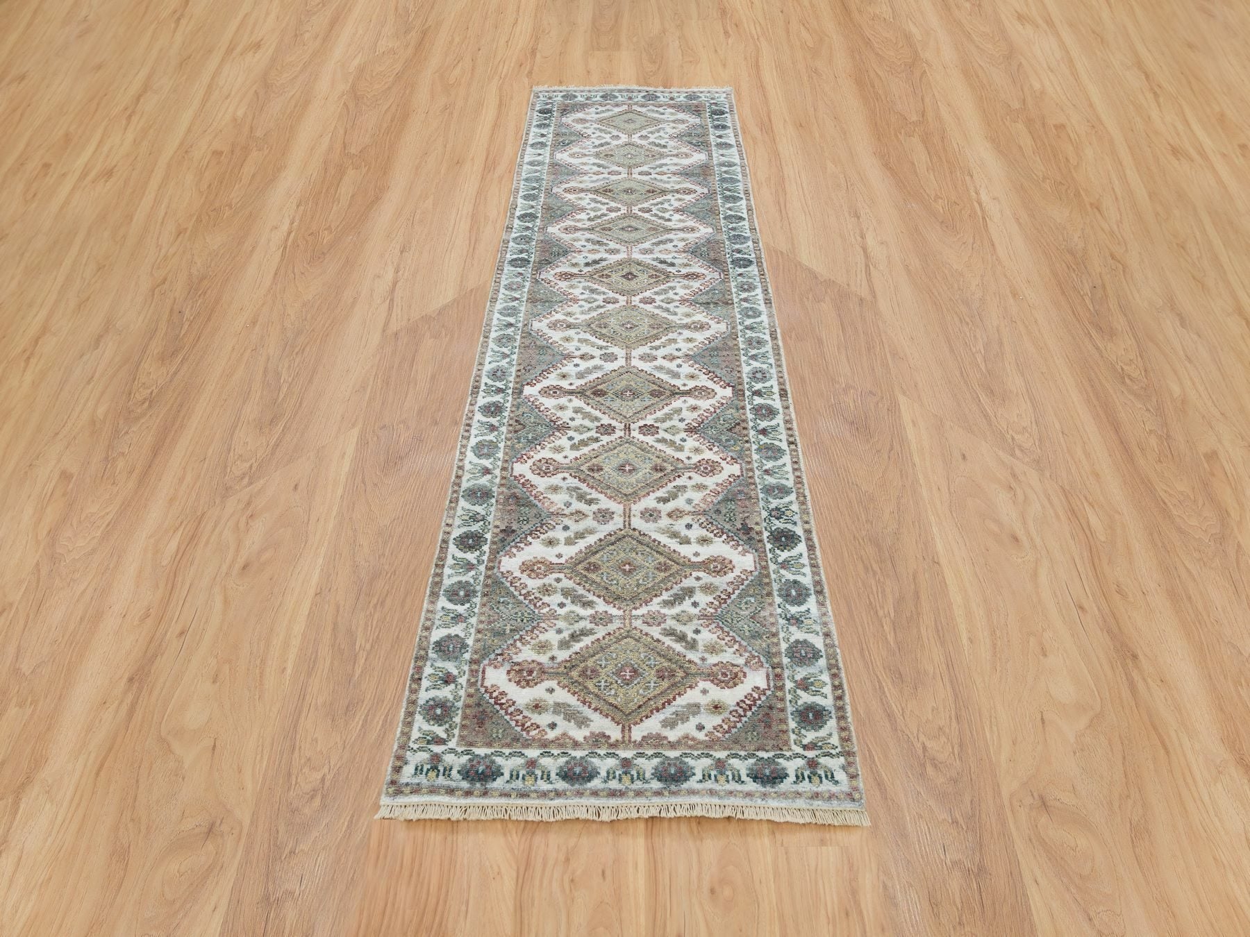 Ivory 2'7" x 9'9" Tribal Hand knotted Wool Rug - Sku: O065574