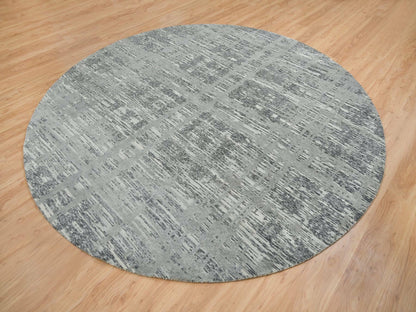 Modern / Contemporary hand-knotted wool rug in Gray, 10'1" x 10'1" — SKU O065640 (view 3)