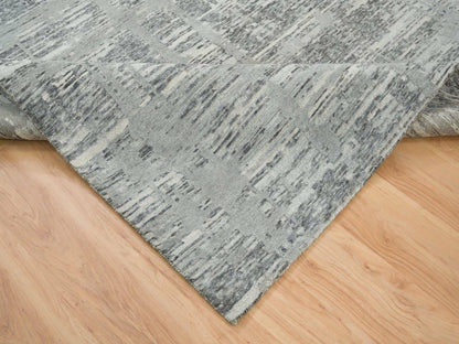 Modern / Contemporary hand-knotted wool rug in Gray, 6'1" x 9'2" — SKU O065643 (view 6)