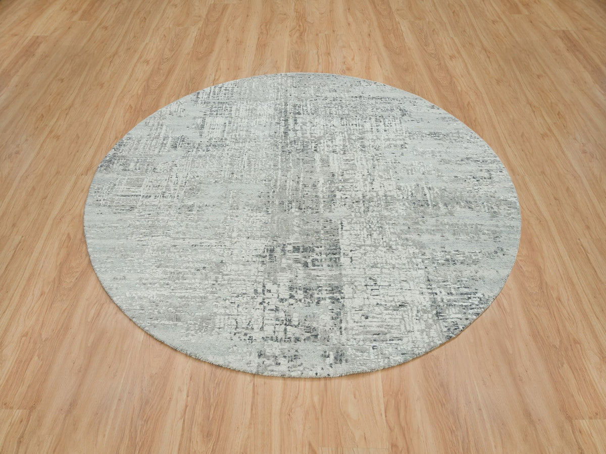 Modern / Contemporary hand-knotted wool rug in Gray, 6'1" x 6'1" — SKU O065653 (view 2)