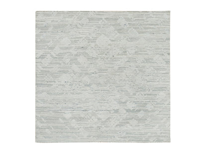 Modern / Contemporary hand-knotted wool rug in Gray, 6'1" x 6'1" — SKU O065658