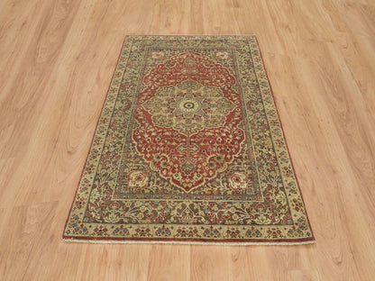 Tabriz Fine Oriental hand-knotted wool rug in Red & Brown, 4'2" x 6'1" — SKU O065746 (view 2)