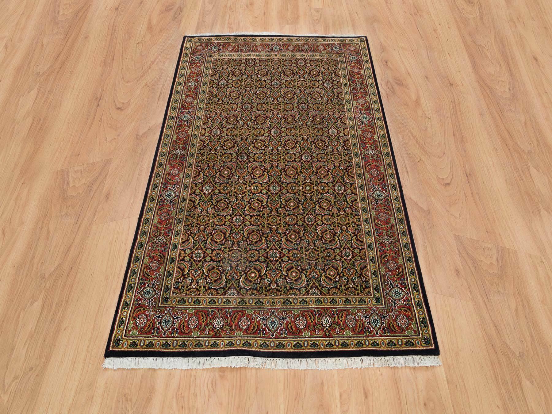 Herati Fine Oriental hand-knotted wool rug in Black & Sangria Red, 4'1" x 6'3" — SKU O065803 (view 2)