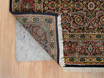 Black 4'1" x 5'9" Fine Oriental Hand knotted Wool Rug - Sku: O065804