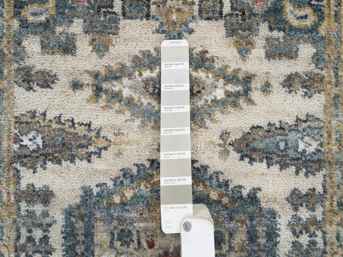 Tribal & Geometric hand-knotted wool runner in Ivory & Floral White, 2'7" x 21'7" — SKU O065823 (view 4)