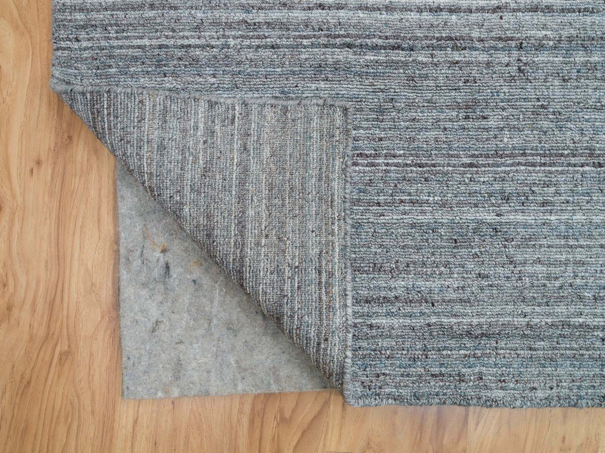Modern / Contemporary hand-knotted wool rug in Gray, 12' x 14'11" — SKU O065836 (view 4)