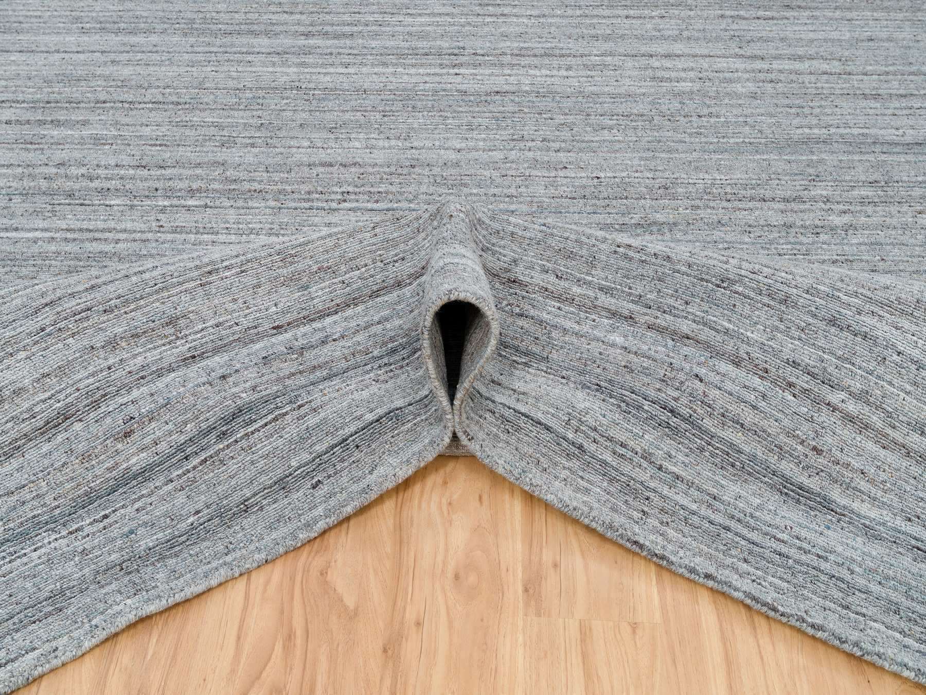 Modern / Contemporary hand-knotted wool rug in Gray, 12' x 14'11" — SKU O065836 (view 5)
