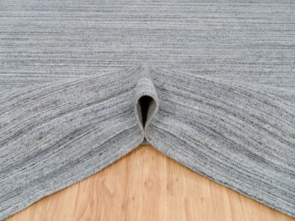 Modern / Contemporary hand-knotted wool rug in Gray, 12' x 14'11" — SKU O065836 (view 5)
