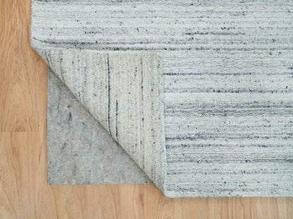 Grey 7'11" x 7'11" Modern / Contemporary Handloom Wool Rug - Sku: O065838