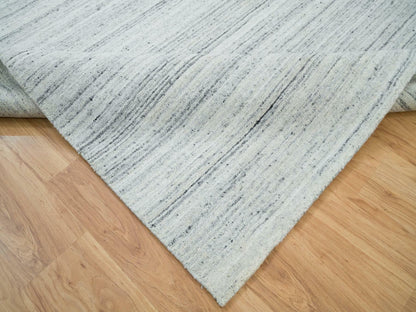 Grey 7'11" x 7'11" Modern / Contemporary Handloom Wool Rug - Sku: O065838