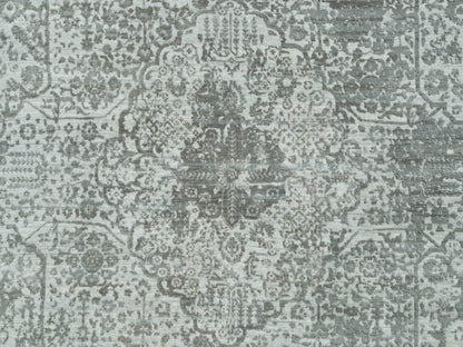 Transitional hand-knotted wool/silk rug in Gray, 8'11" x 11'11" — SKU O065873 (view 8)