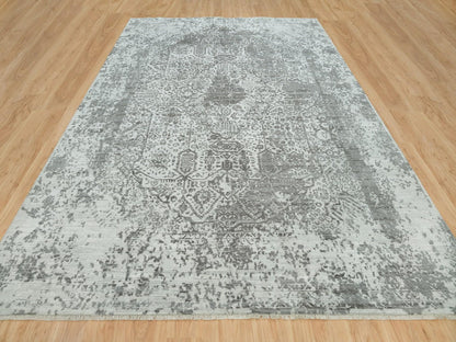 Transitional hand-knotted wool/silk rug in Gray, 9'11" x 14' — SKU O065874 (view 2)