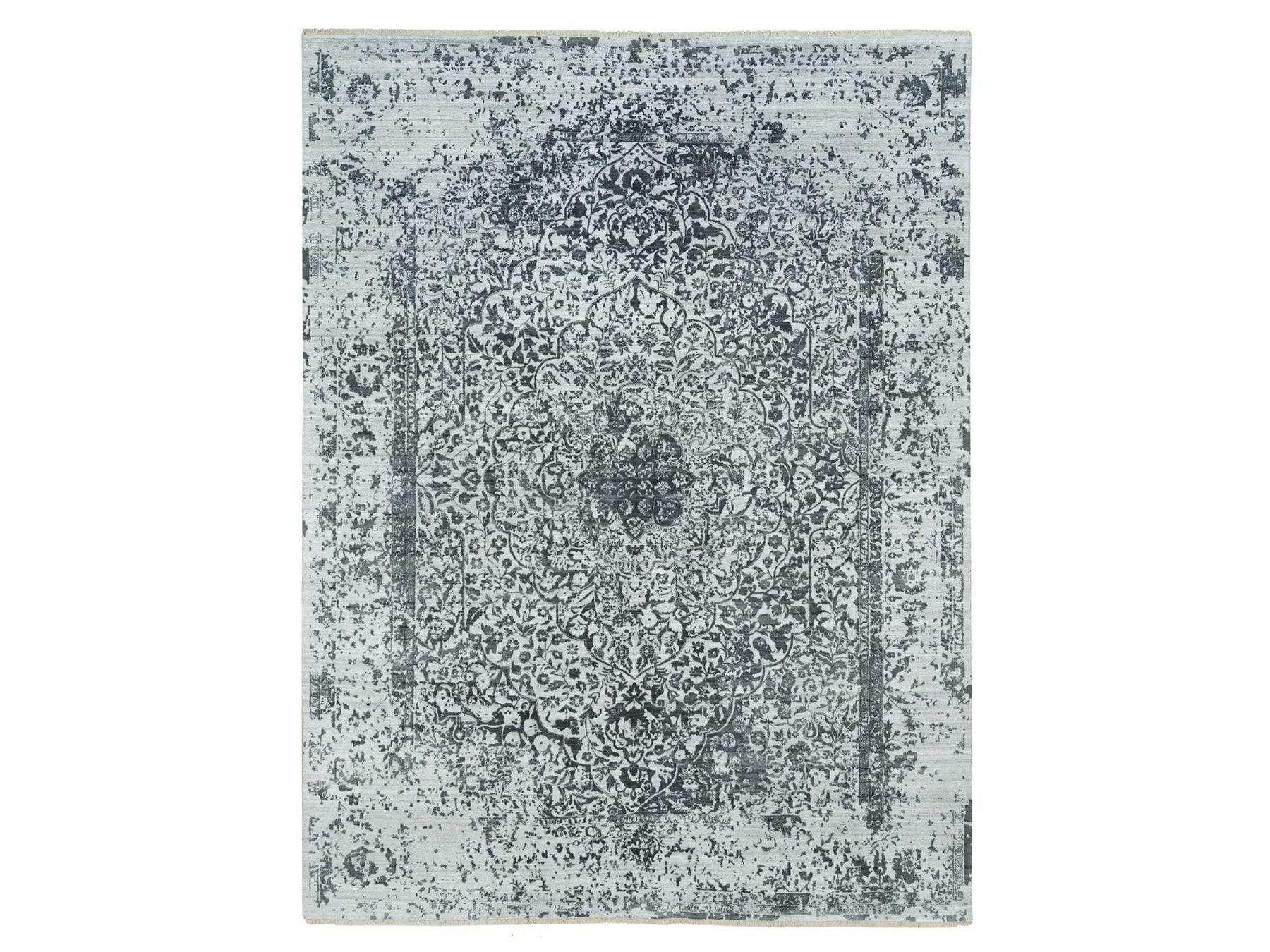 Transitional hand-knotted wool/silk rug in Gray, 9' x 12'2" — SKU O065876